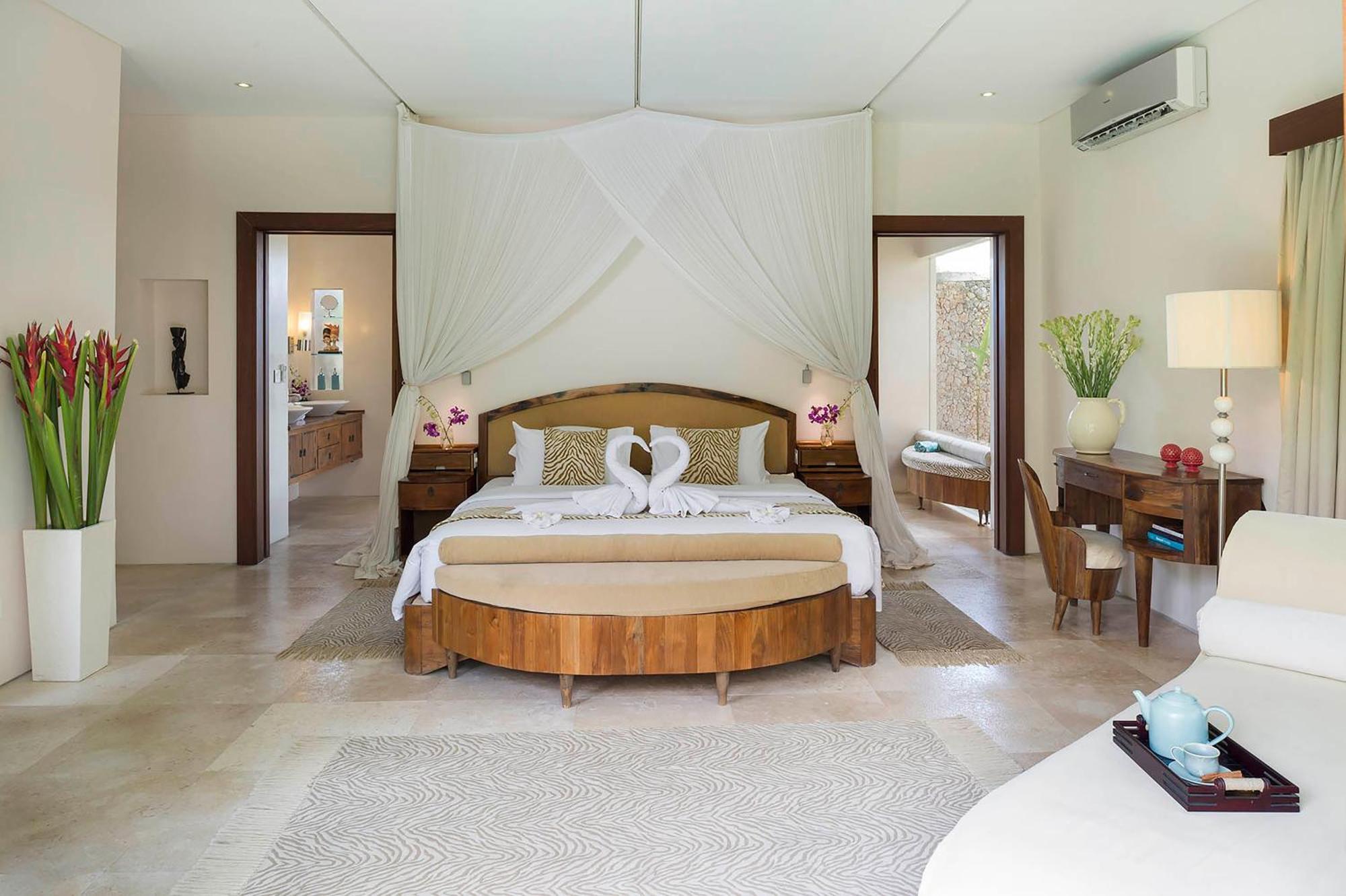 Lataliana Seminyak Villa Bagian luar foto