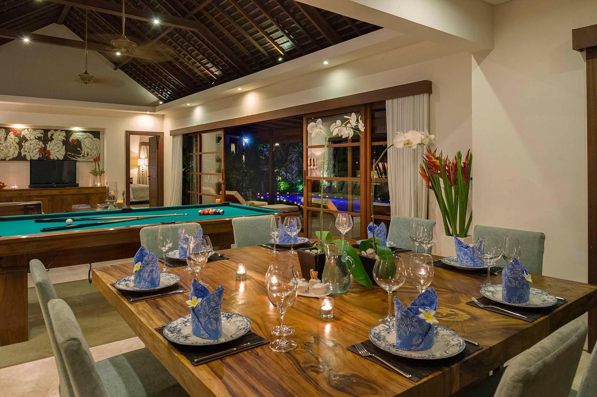 Lataliana Seminyak Villa Bagian luar foto