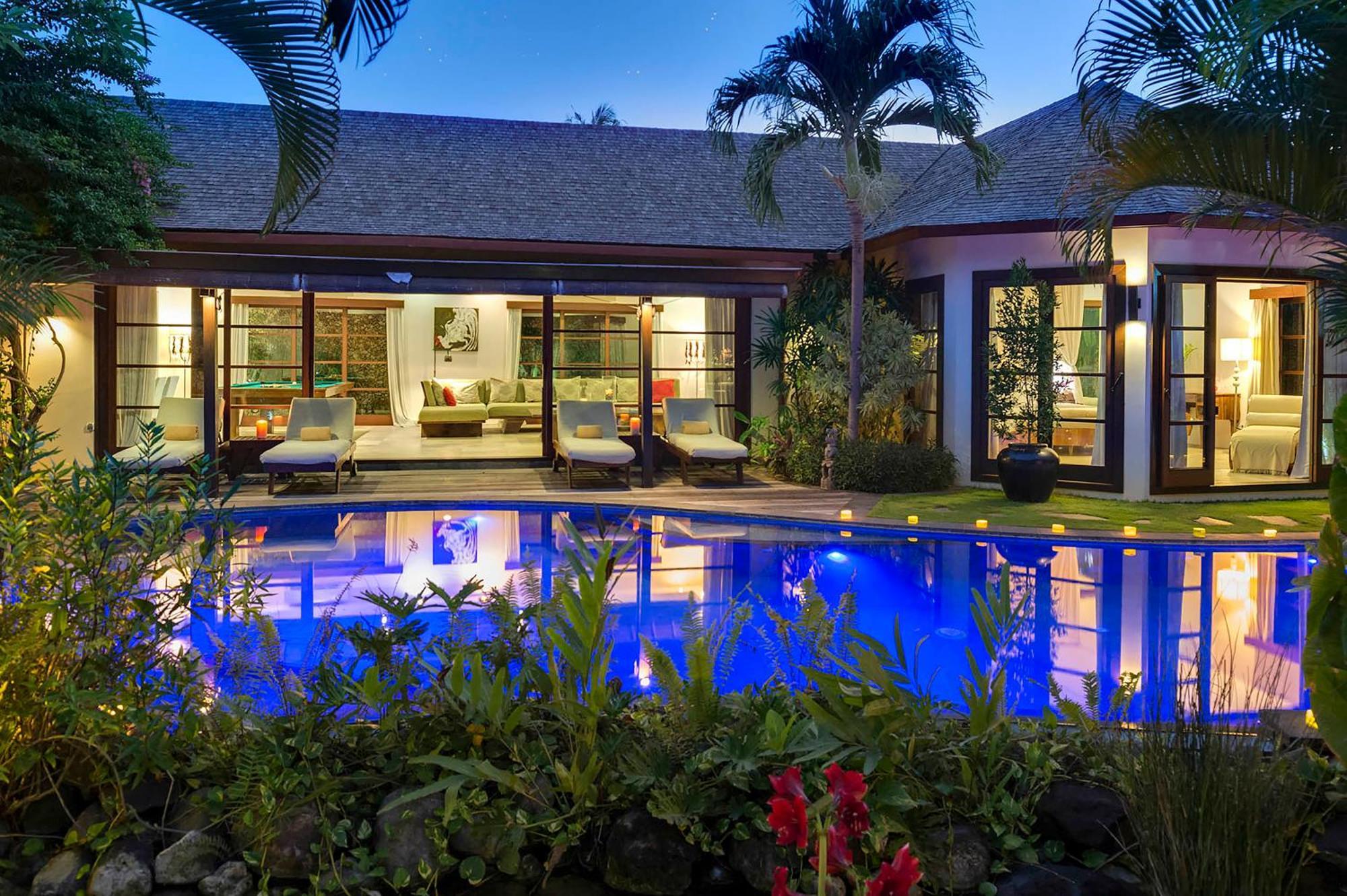 Lataliana Seminyak Villa Bagian luar foto