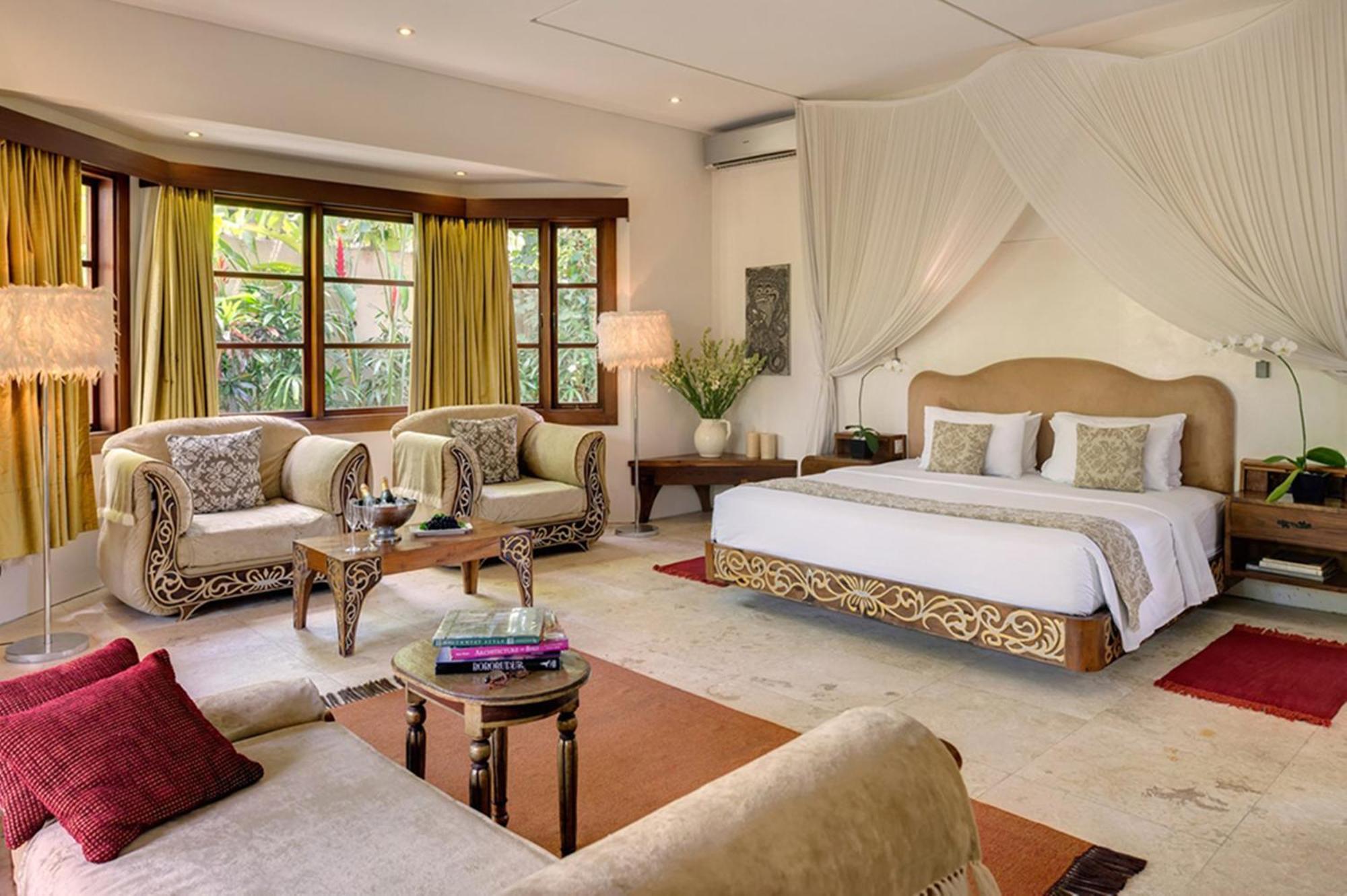 Lataliana Seminyak Villa Bagian luar foto