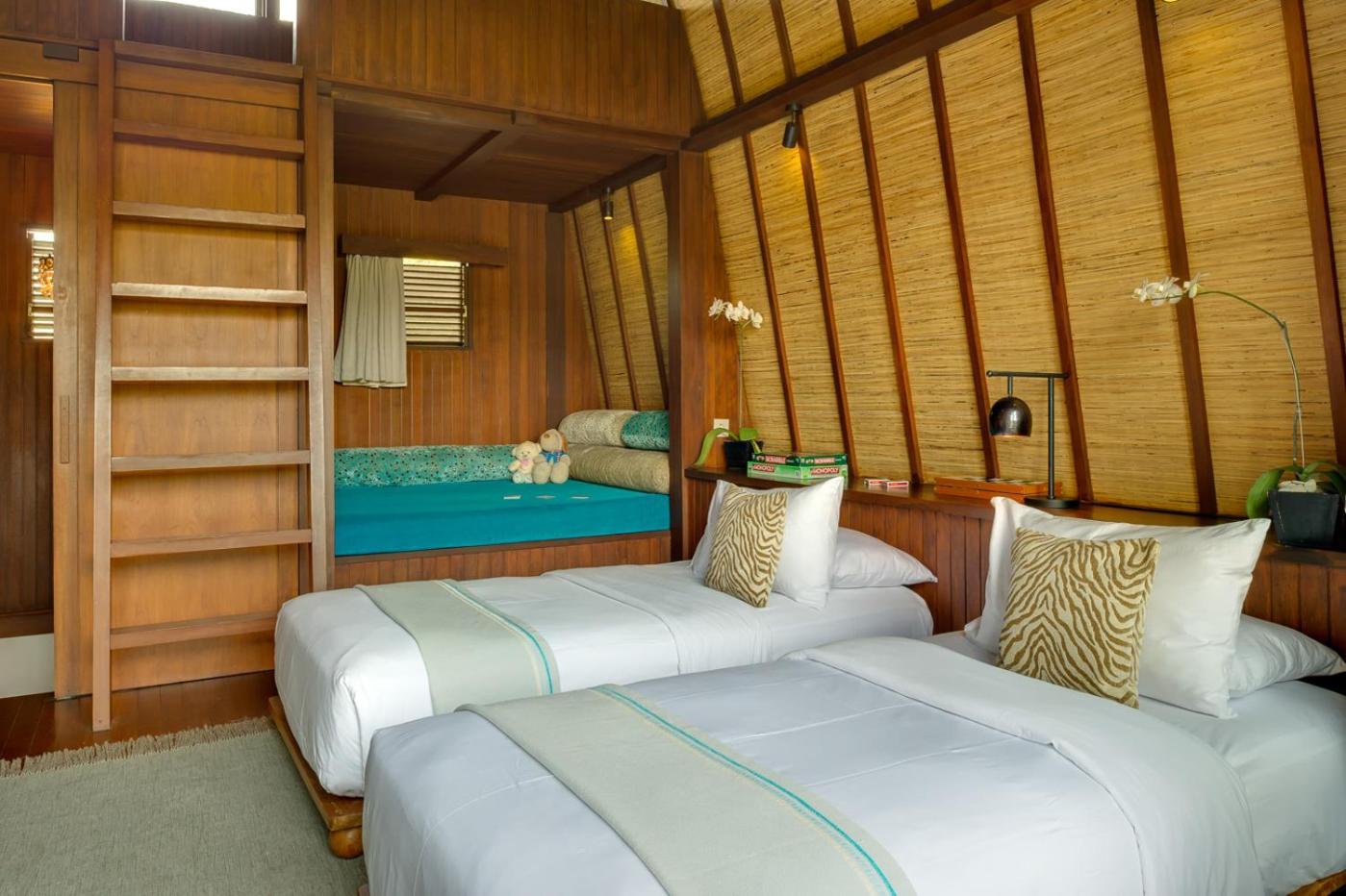 Lataliana Seminyak Villa Bagian luar foto