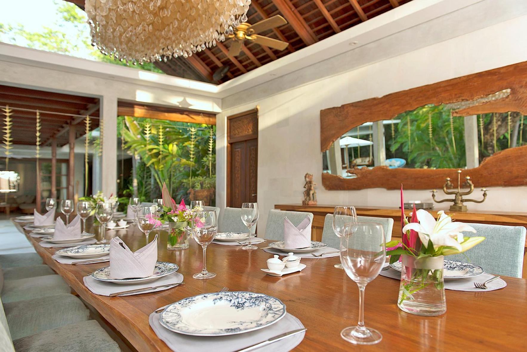 Lataliana Seminyak Villa Bagian luar foto