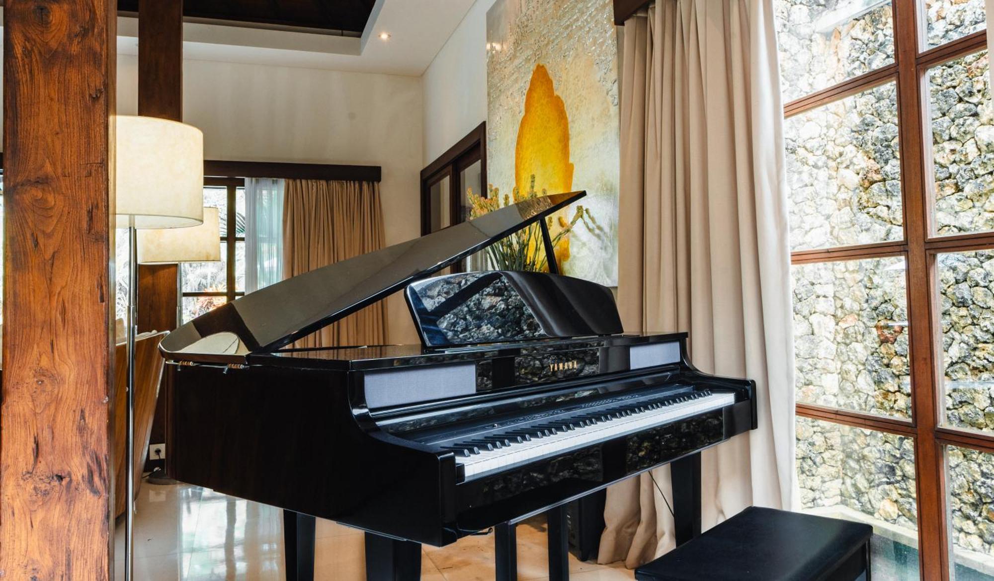 Lataliana Seminyak Villa Bagian luar foto